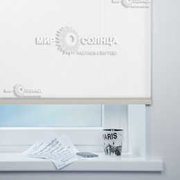  Стандартные рулонные шторы «Куба цвет белый»